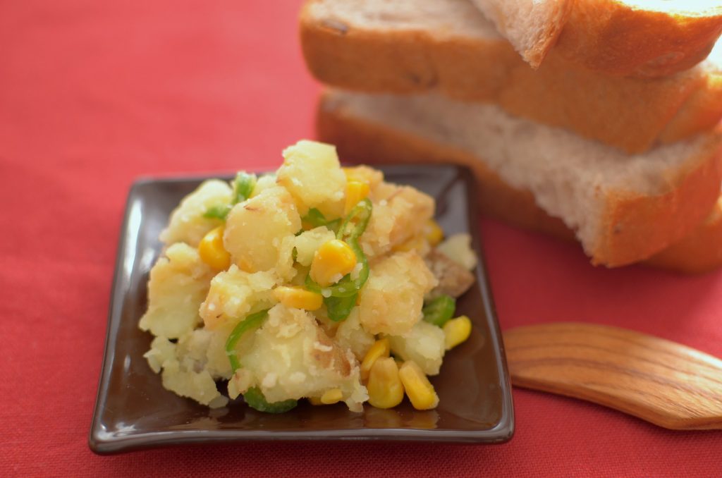 【ぱんのおかず】味噌煮じゃがいものサラダ